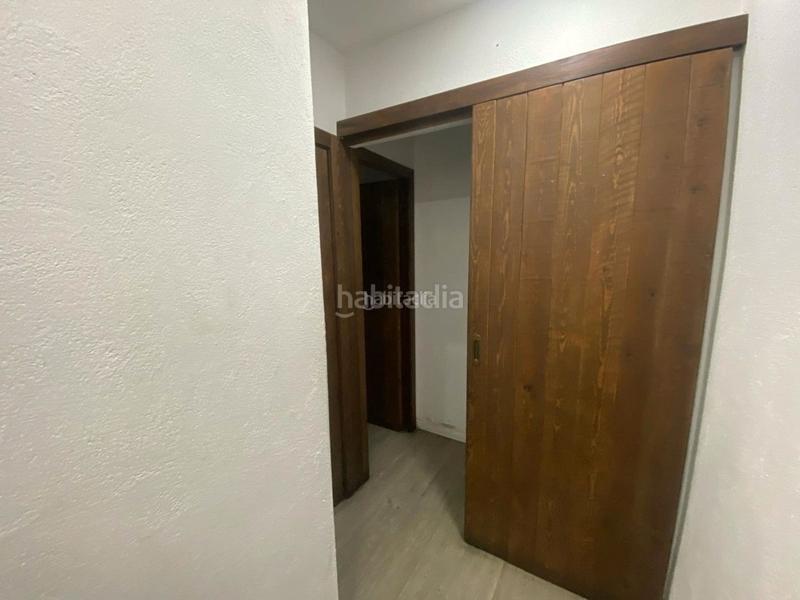 Foto bc39257f-8cb2-435e-90be-3a5d4a95ca82. Trapasso locale commerciale con riscaldamento in Anglès