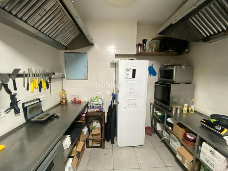 Foto dc82432c-74e9-40e3-9bdc-509e6d032fca. Trapasso locale commerciale con riscaldamento in Anglès