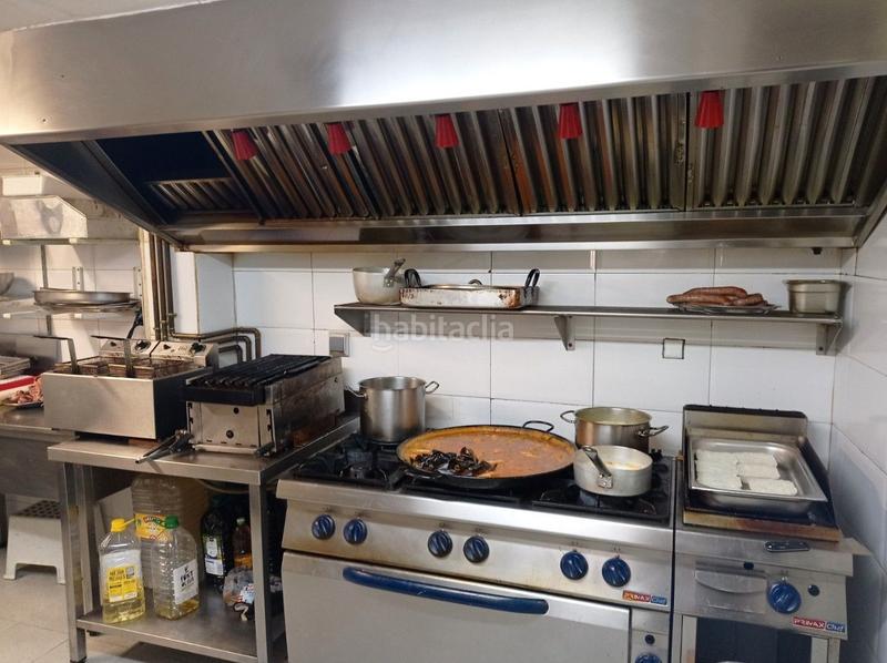 Foto bde509b5-ed8b-4710-843c-aa9b4d7b38d9. Traspaso local comercial traspaso bar restaurante c3 mixt en Barcelona