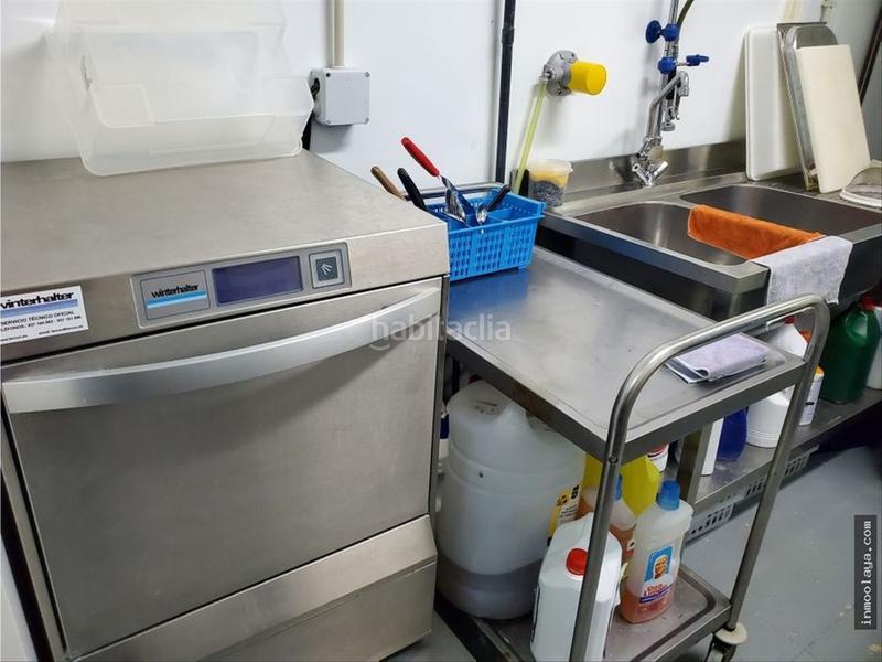 Foto 750ca488-21a3-4501-8c0b-a6ce3089ba81. Pas-de-porte local commercial avec chauffage dans Muntanyeta Castelldefels