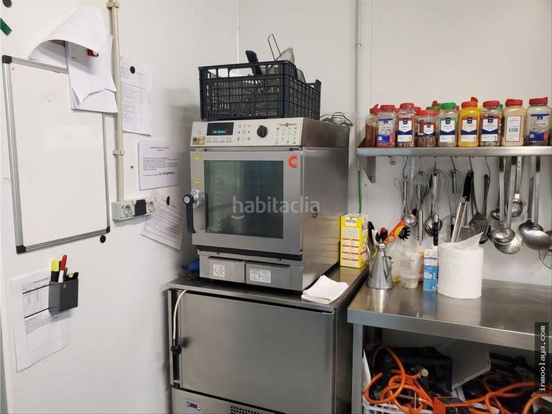 Foto a0a84c97-f322-4323-af0e-6b5f03952216. Transfer business premise with heating in Muntanyeta Castelldefels