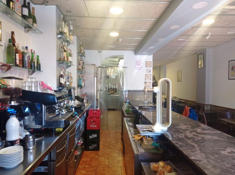 Foto f414a4ce-1649-42c5-ac28-d8701057e9e4. Traspàs local comercial amb calefacció a Can Rull Sabadell