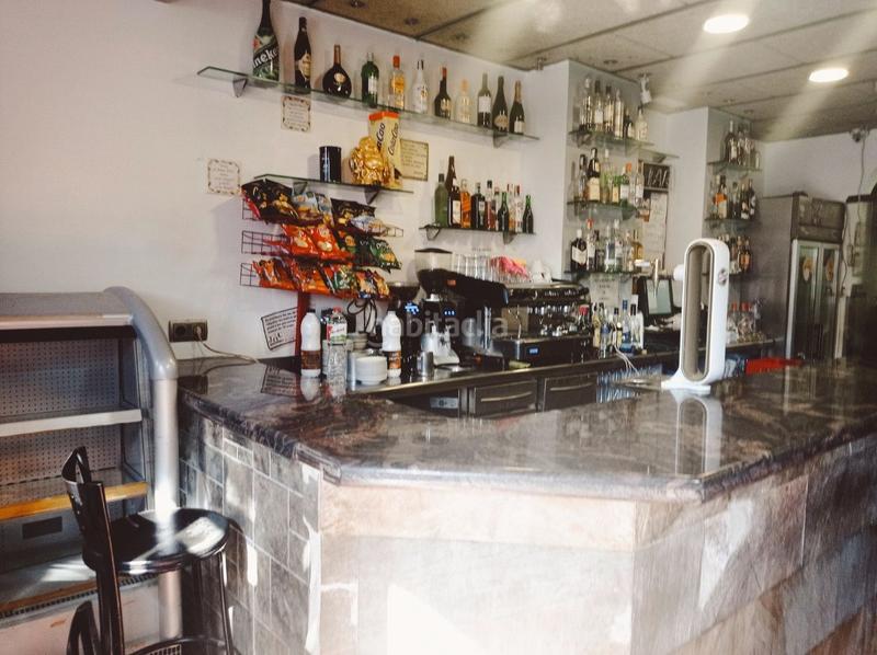 Foto f31c917c-d343-4885-acdf-307207ff1683. Trapasso locale commerciale con riscaldamento in Can Rull Sabadell