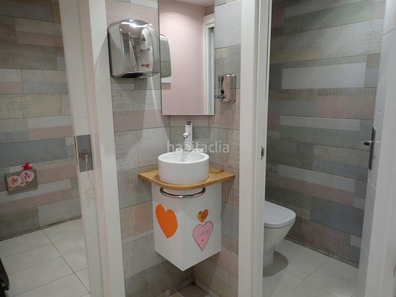 Foto dd5cfcf5-4d10-4a46-b247-6808fa51185c. Pas-de-porte local commercial avec chauffage dans Barri del Centre Terrassa