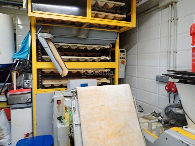 Foto 9a9e7cf8-eab2-4653-b1f4-2ec704db9feb. Trapasso locale commerciale con riscaldamento in Barri del Centre Terrassa