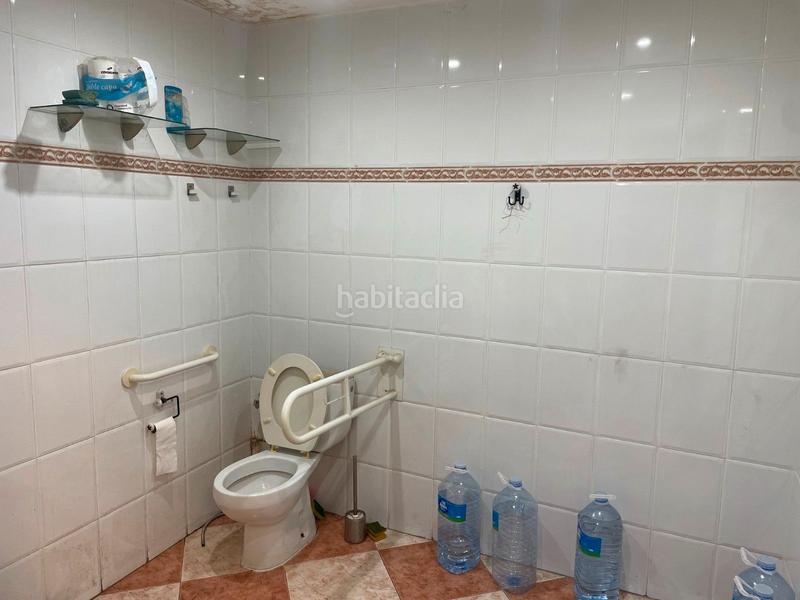 Foto e5c26dbf-0e2d-4352-8248-f1906d1bdca1. Local comercial amb calefacció a Eixample Mataró