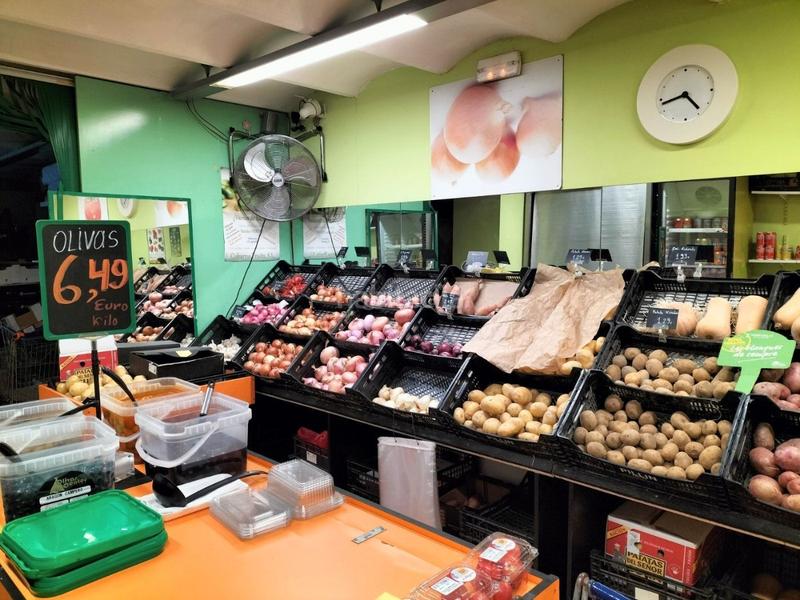 Foto 90d4ca3f-f686-47c6-a3ec-e14a5c735913. Pas-de-porte local commercial avec chauffage dans Vila de Gràcia Barcelona