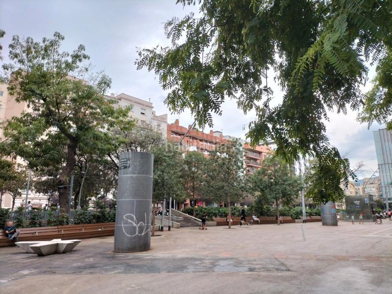 Foto d1dcf7a0-2c3b-4d9d-9e7f-ab9dd26c79ca. Pas-de-porte local commercial avec chauffage dans Vila de Gràcia Barcelona