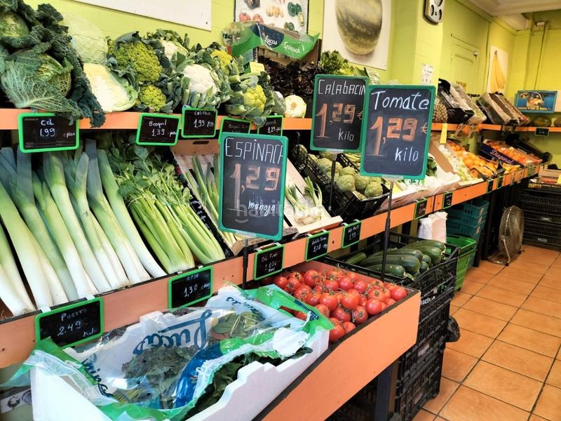 Foto 21758bba-61f6-4bba-849c-51a88a0bdab0. Transfer business premise with heating in Vila de Gràcia Barcelona