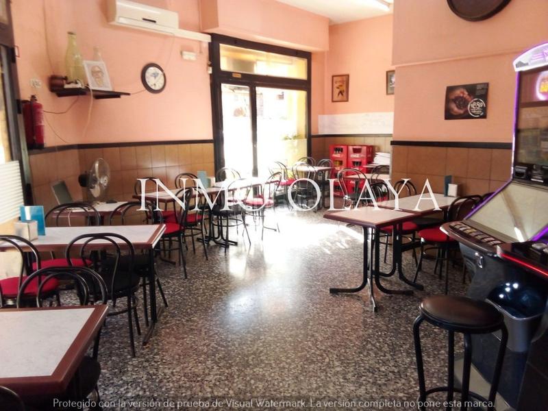 Foto 74ca34e2-5570-42ac-a8da-0cfa729c1226. Pas-de-porte local commercial avec chauffage dans Provençals del Poblenou Barcelona