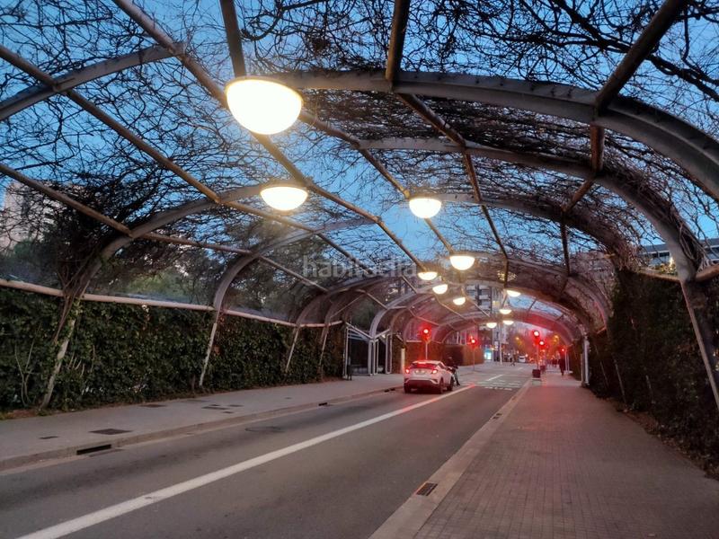 Foto 629607d9-d8a4-4a09-9c88-29172d02d501. Umzug geschäftsraum mit heizung in Provençals del Poblenou Barcelona