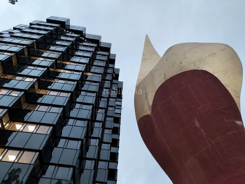 Foto ee785e23-6073-48d7-97f0-5186467f8380. Oficina amb calefacció a Dreta de l´Eixample Barcelona