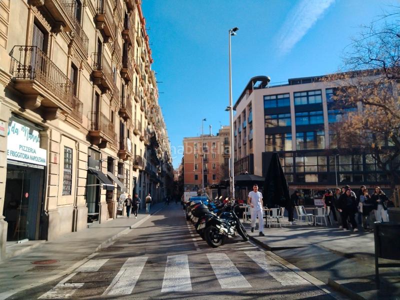 Foto 0afd12bf-8c83-4dd9-9c7c-0dc1b968ad1b. Business premise with heating in Raval Barcelona