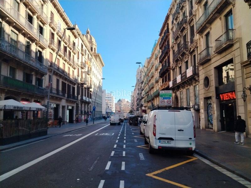 Foto dd5d2cad-42f3-4de6-88ec-b6d9ca9fb0eb. Business premise with heating in Raval Barcelona