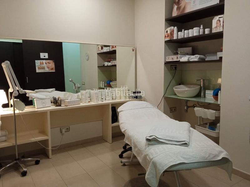 Foto cd13b82e-9fe3-4639-9b93-12f69ffe89e8. Trapasso locale commerciale con riscaldamento in Mas Duran Sant Quirze del Vallès