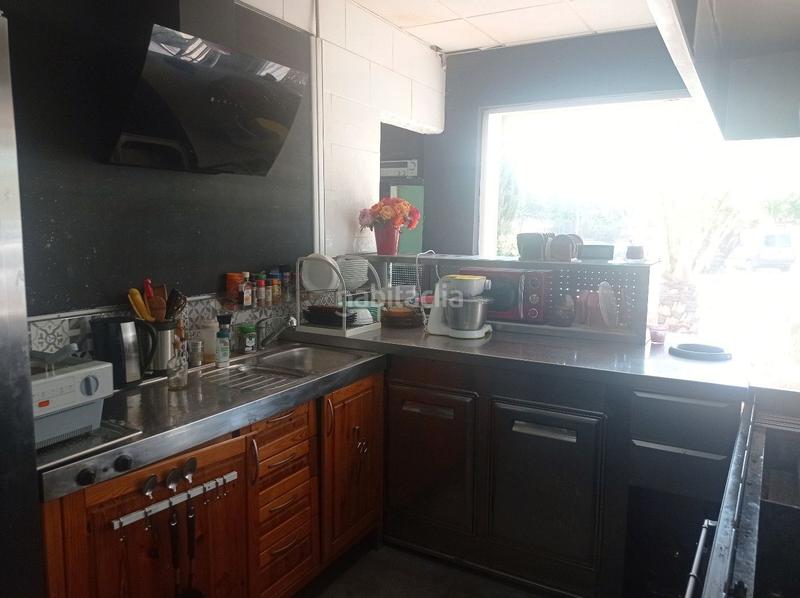 Foto e2c50b4f-1bf2-4cfe-8f42-4578d6b187fc. Traspaso local comercial traspaso restaurante cerdanyola en Cerdanyola del Vallès