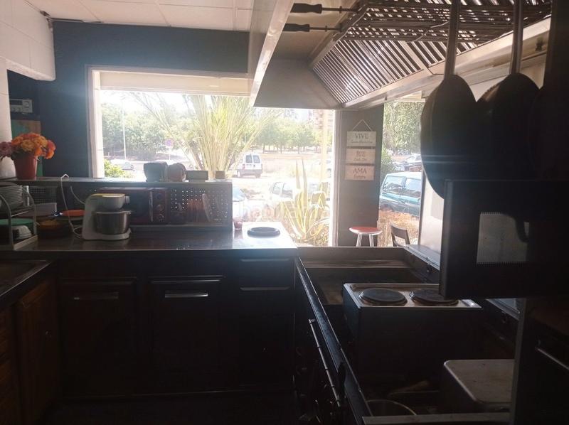 Foto 62a5ff0e-c498-405c-a3eb-6b1b3eb5d6c2. Trapasso locale commerciale con riscaldamento in Canaletes - Turonet Cerdanyola del Vallès