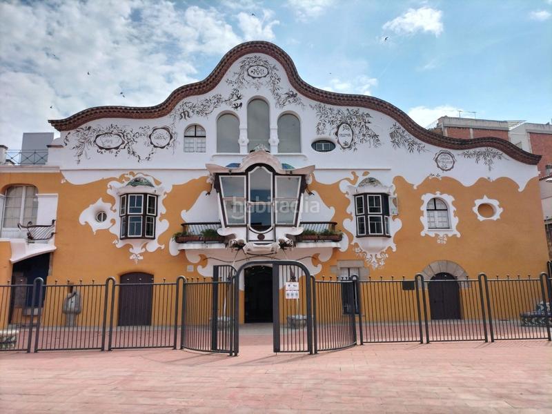 Foto c6230641-635b-43d4-a72b-e47e83a34f88. Pas-de-porte local commercial avec chauffage dans El Pedró Cornellà de Llobregat