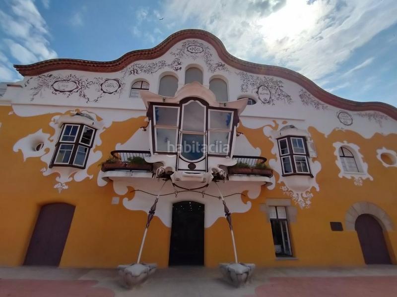 Foto 2a36f5b3-d2ca-4105-8c1c-93d6d5bf3e02. Transfer business premise with heating in El Pedró Cornellà de Llobregat