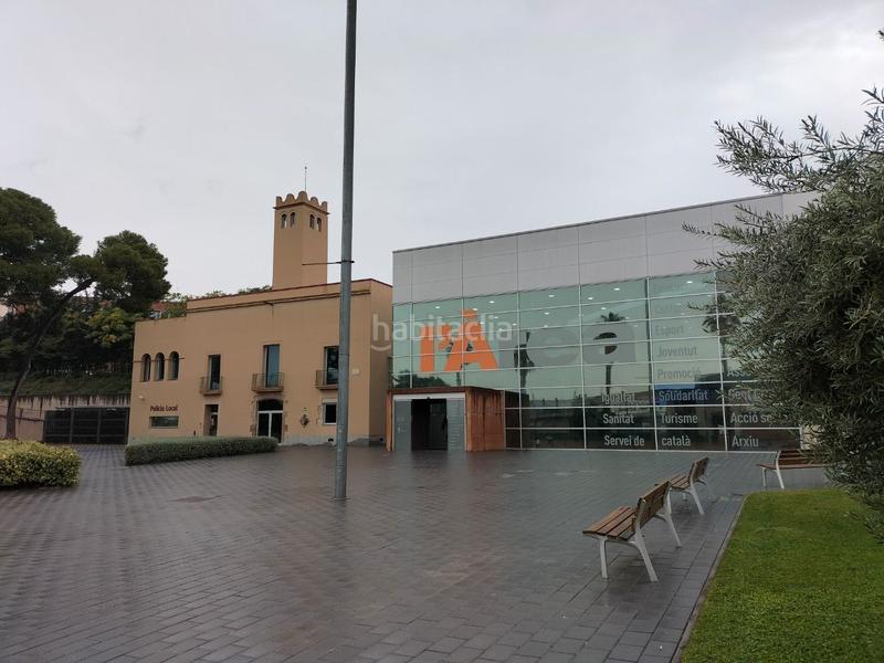 Foto 9d59073f-fb05-49e5-9cfb-88d27551e9a6. Transfer business premise with heating in El Pedró Cornellà de Llobregat