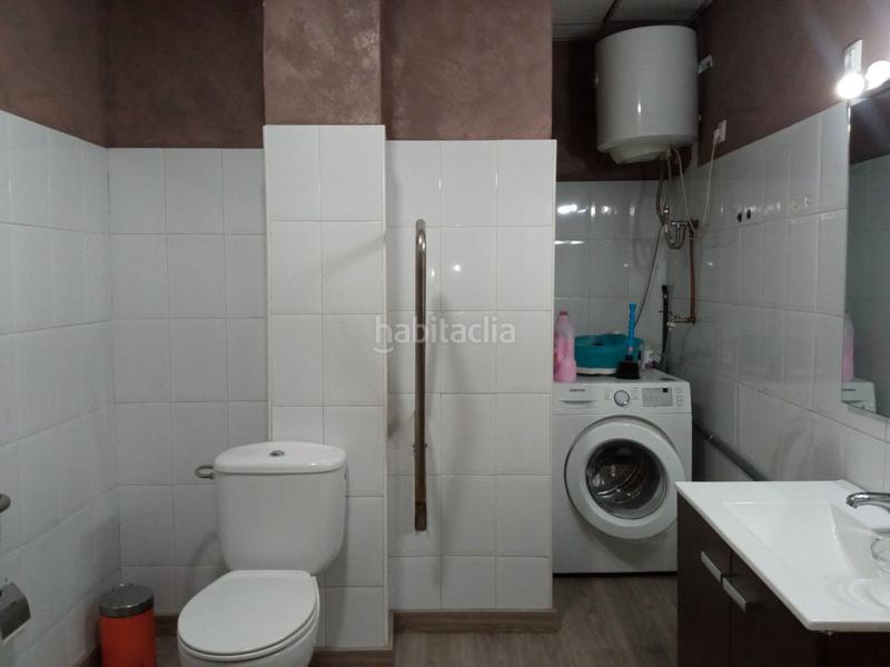 Foto c9ba79c8-ef53-419f-b4da-b13be8d9c6e8. Pas-de-porte local commercial avec chauffage dans Torrent d'en Pere Parres Terrassa