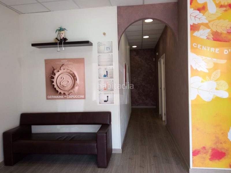 Foto 231b6d70-bc26-4fda-8a23-3f89a2b6f8b0. Traspàs local comercial amb calefacció a Torrent d'en Pere Parres Terrassa