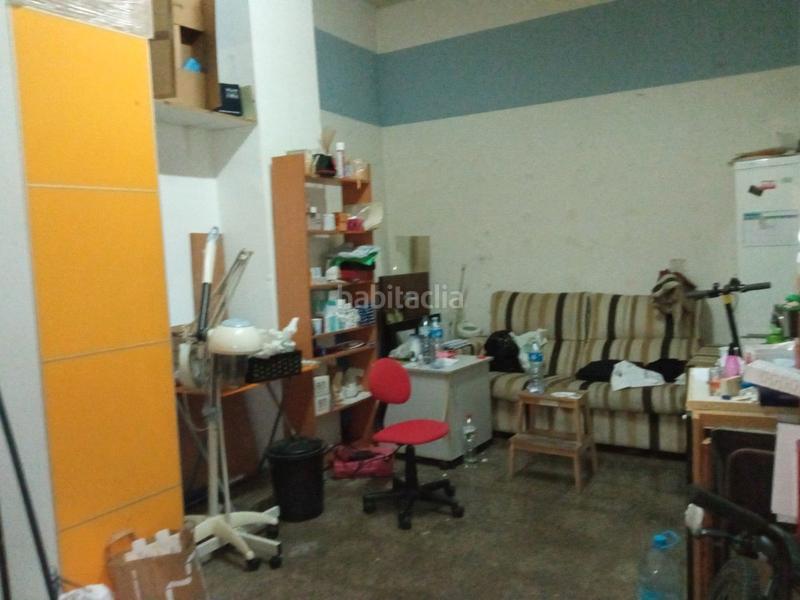 Foto 83620ec1-b318-4db6-9027-629ed4f948b3. Traspàs local comercial amb calefacció a Torrent d'en Pere Parres Terrassa