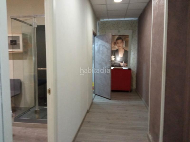 Foto 86dd34c3-9c70-4e94-83a5-134abd9c9534. Traspàs local comercial amb calefacció a Torrent d'en Pere Parres Terrassa