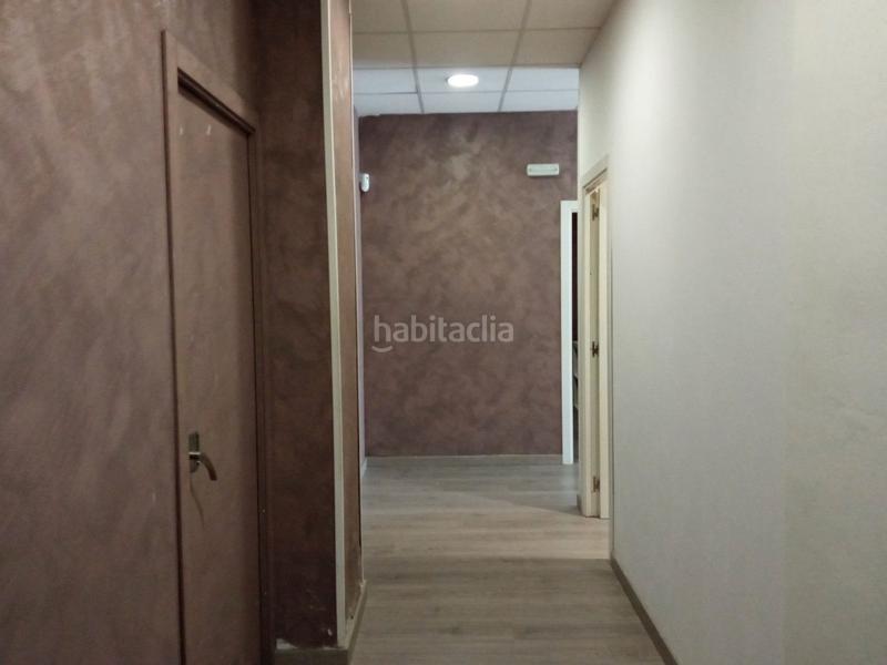 Foto 1e6aba84-cd2e-4b0a-b2d5-79dd349c5595. Traspaso local comercial traspaso de centro estético en Terrassa