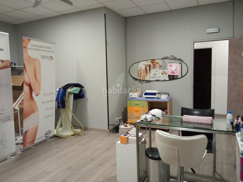 Foto 2d0e574b-e45d-4e95-9f42-b1bea160976e. Traspaso local comercial traspaso de centro estético en Terrassa