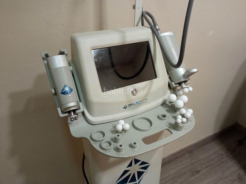 Foto e89c556f-33d2-4bc2-a6e3-7ad7586e3ee4. Traspaso local comercial traspaso de centro estético en Terrassa