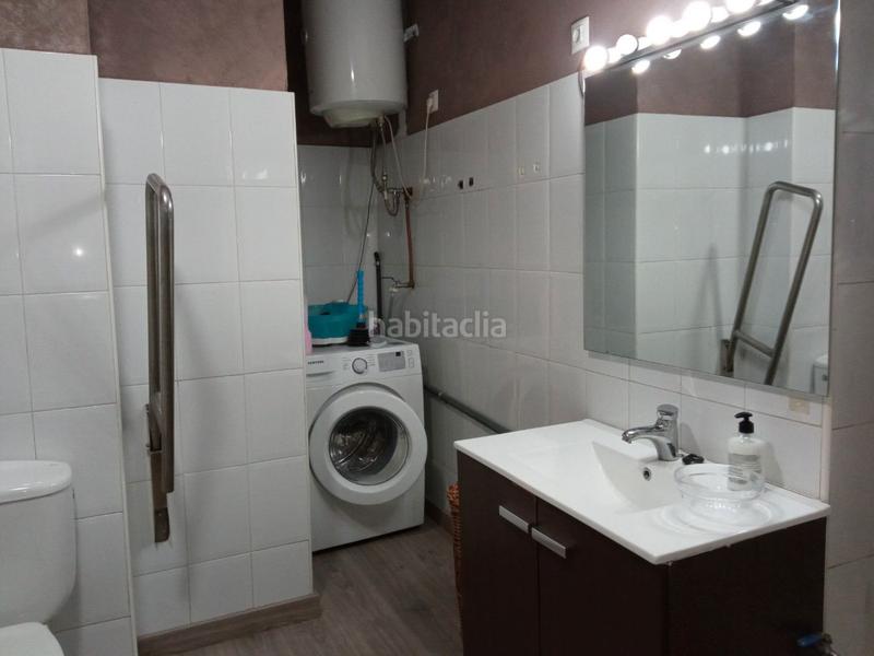 Foto eb07626c-55b9-41be-a105-ae32add31b68. Traspaso local comercial traspaso de centro estético en Terrassa