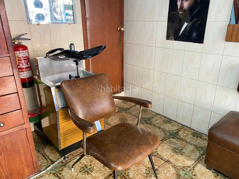 Foto baa47f70-65ed-4b68-b4d6-3c8d1b663087. Traspaso local comercial traspaso peluquería barbería en Barcelona
