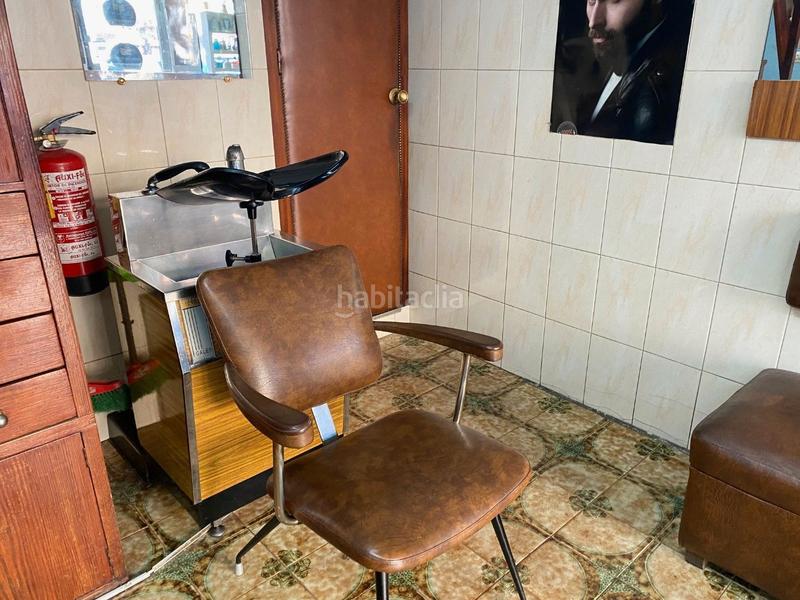 Foto d718819d-2efd-478e-8e2f-cf26f9c0faa4. Traspaso local comercial traspaso peluquería barbería en Barcelona