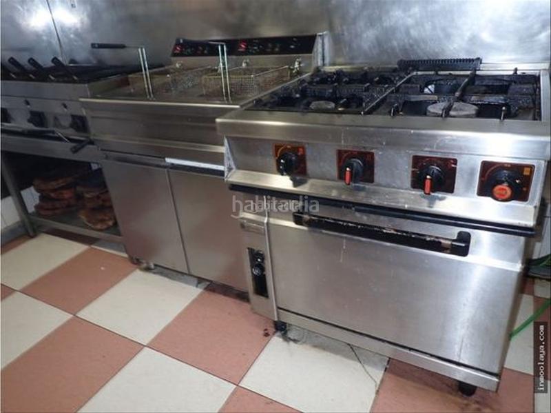 Foto 11eb6e62-4086-4bbc-bcae-e4a89604856c. Transfer business premise with heating in Centre Castelldefels