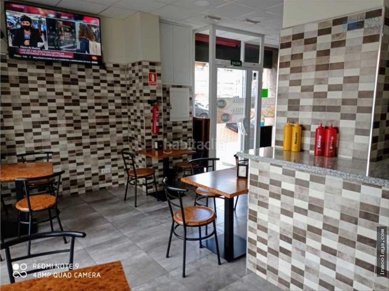 Foto d627dbe5-7f88-43ae-893d-d3c11a69fc31. Transfer business premise with heating in Creu Alta Sabadell