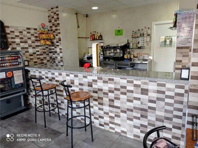 Foto 72d4b58b-7e31-4315-be10-f56529b56e23. Traspàs local comercial amb calefacció a Creu Alta Sabadell