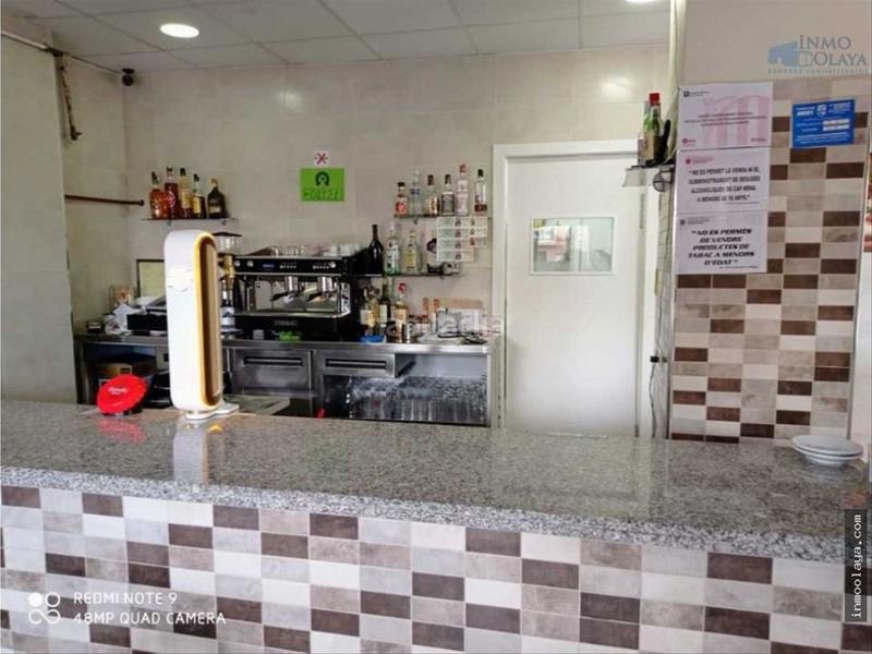 Foto 2f0d978a-1a44-47c4-9574-ae20e613c0d8. Traspaso local comercial bar con salida de humos en Sabadell