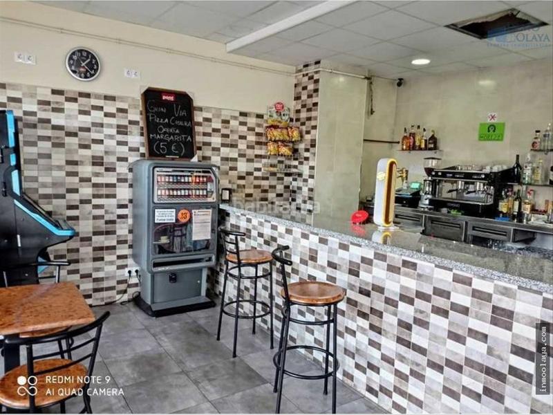 Foto 36b18689-90a0-4bb2-a07a-9a390243c550. Traspaso local comercial bar con salida de humos en Sabadell