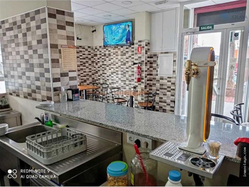 Foto 7ed27b5c-1bb5-4d34-94c6-e397227b9a15. Traspaso local comercial bar con salida de humos en Sabadell