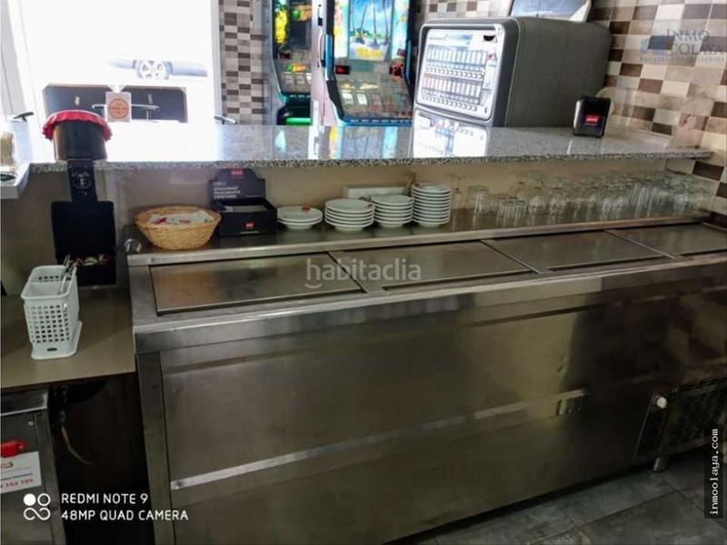 Foto 95e9aa47-1039-4e29-9763-1261c4c55ac8. Traspaso local comercial bar con salida de humos en Sabadell