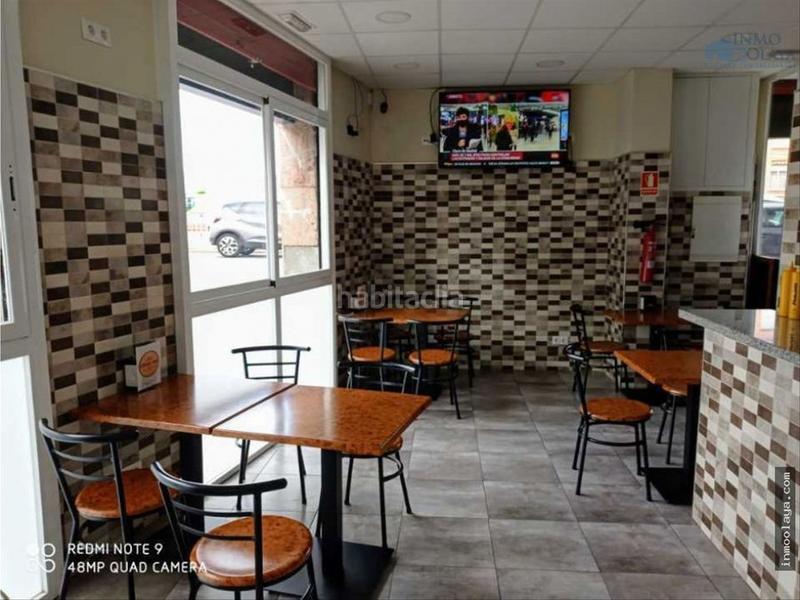 Foto c54db399-e98d-4b9b-a468-d88161ede770. Traspaso local comercial bar con salida de humos en Sabadell