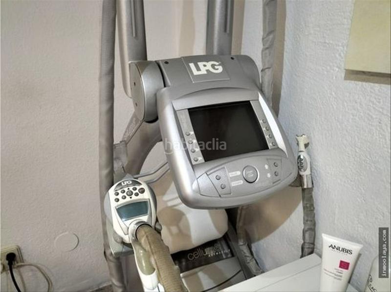 Foto acba6c9c-97b3-45e3-a260-6820d279e224. Transfer business premise with heating in Dreta de l´Eixample Barcelona