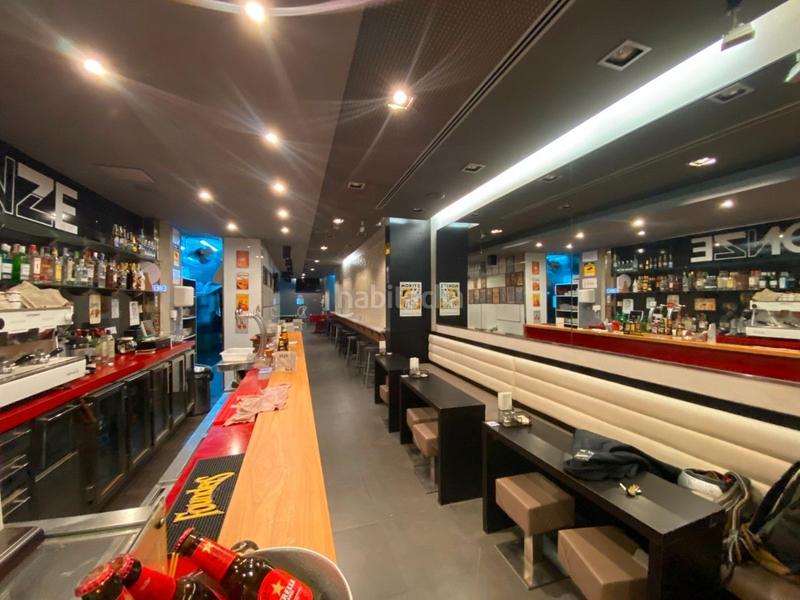Foto 45324eab-42d8-4023-a23d-a7cf62db68cc. Traspaso local comercial traspaso bar de tapas, copas en Barcelona