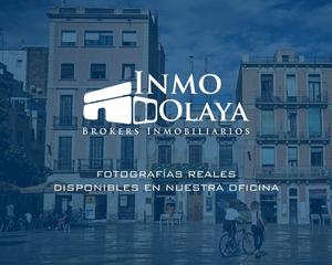 Appartement à El Coll. Venta obrador+piso con inquilino