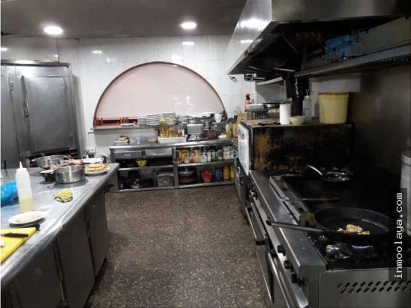 Foto b469cb13-00f9-4bbf-97d4-9cb902b10d10. Traspaso local comercial restaurante c3 en cornella en Cornellà de Llobregat