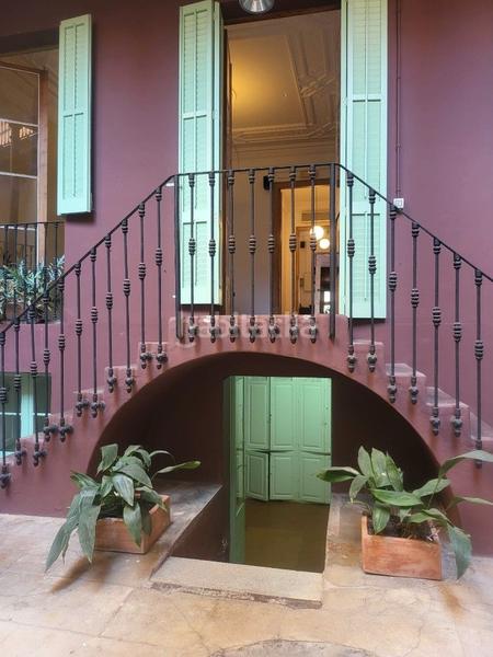 Foto 4e0be39d-6ef3-4b9e-b00d-248cab9f69f0. Transfer business premise with heating in Vila de Gràcia Barcelona