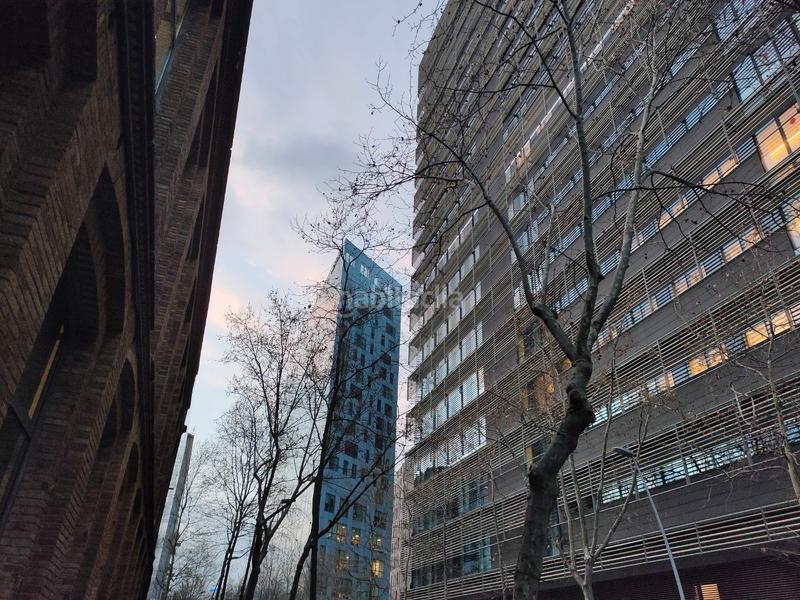 Foto 00f2df05-a2fa-47c3-a7a2-c0b06b12bad7. Transfer business premise with heating in La Vila Olímpica del Poblenou Barcelona