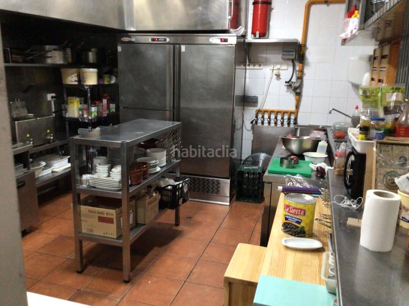 Foto fea6554d-10fd-4c43-9a32-f5120ec39dc6. Traspaso local comercial traspaso bar restaurant eixample en Barcelona