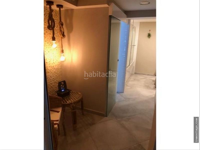 Foto 13f9fc53-6527-4262-9bc2-5f6f537531f2. Traspaso local comercial traspaso peluquería centro de es en Barcelona